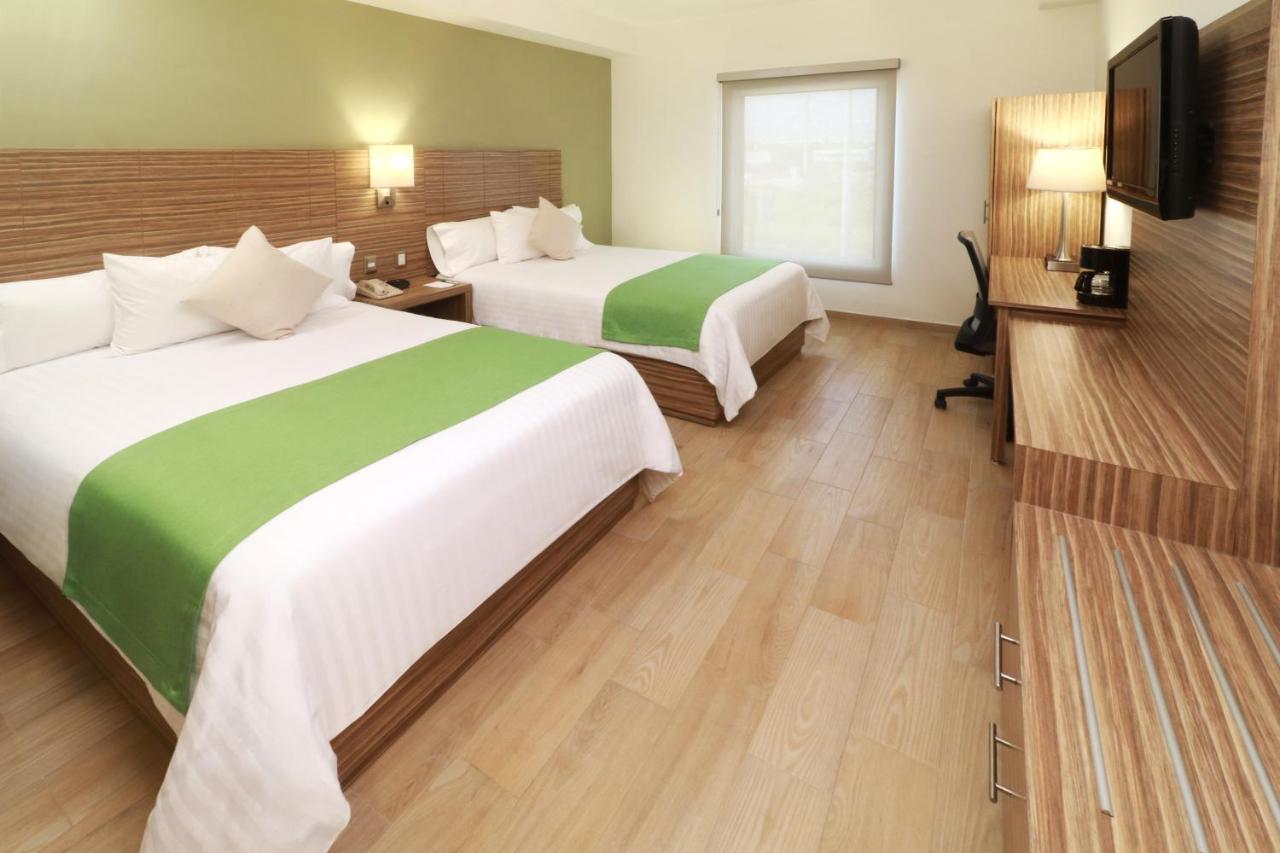 Wyndham Garden Monterrey Valle Real Exterior foto