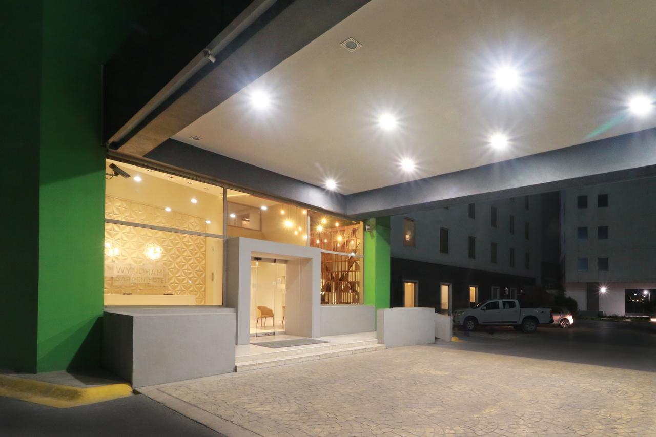 Wyndham Garden Monterrey Valle Real Exterior foto