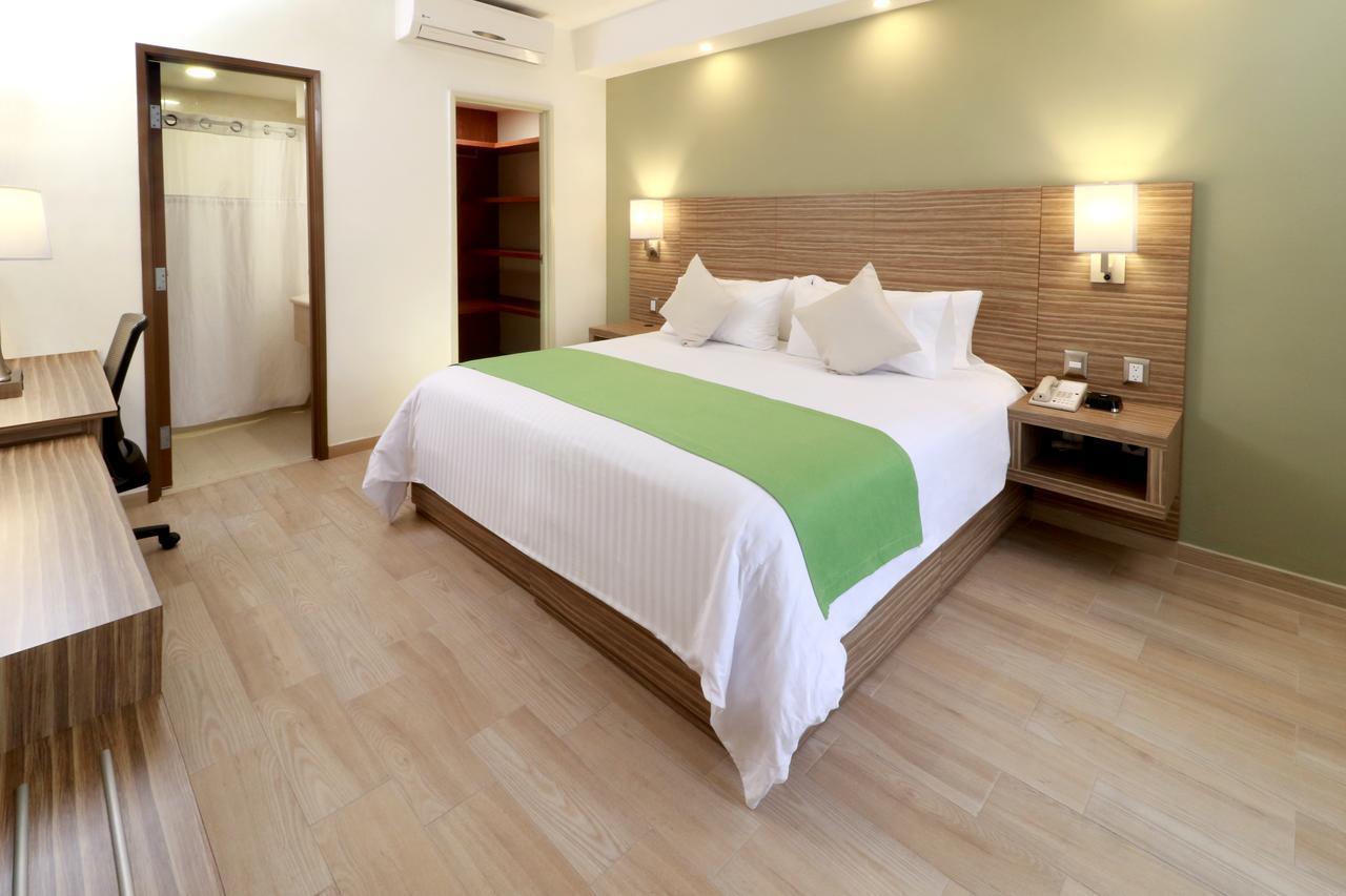 Wyndham Garden Monterrey Valle Real Exterior foto